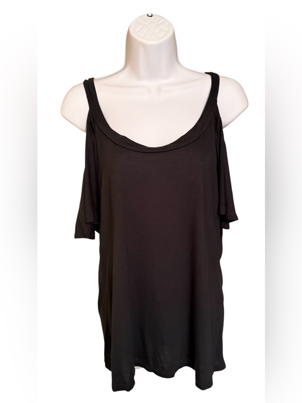 The Limited XL Dark Gray Cold Shoulder Modal Top Flutter Sleeve